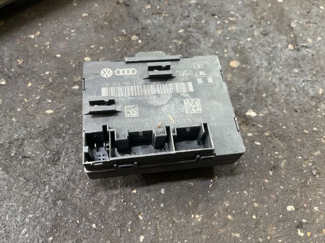 bontott AUDI A6 C7 Bal hátsó Ajtó Vezérlőegység