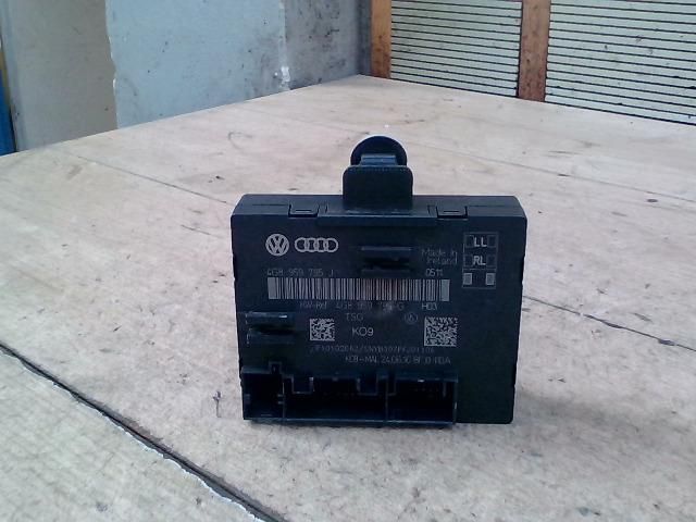 bontott AUDI A6 C7 Bal hátsó Ajtó Vezérlőegység