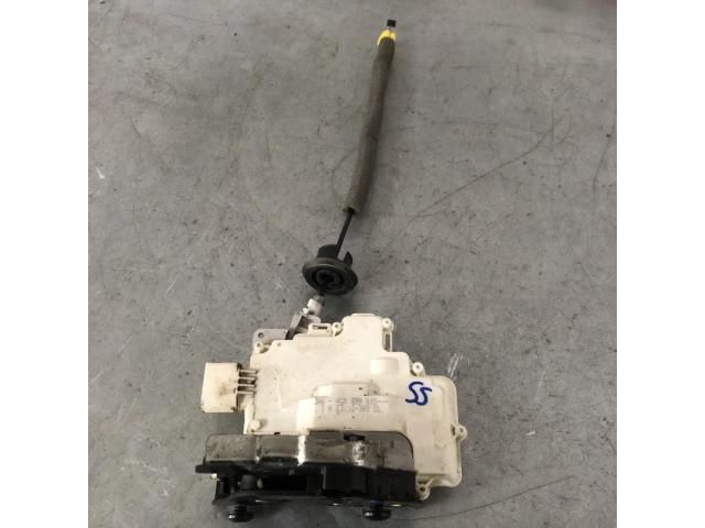 bontott AUDI A6 C7 Bal hátsó Ajtózár