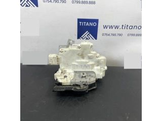 bontott AUDI A6 C7 Bal hátsó Ajtózár