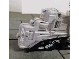 bontott AUDI A6 C7 Bal hátsó Ajtózár