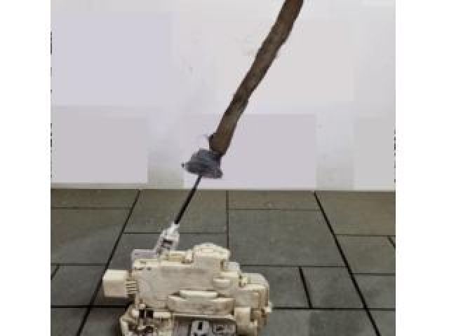 bontott AUDI A6 C7 Bal hátsó Ajtózár