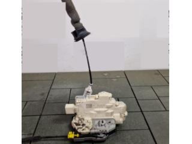 bontott AUDI A6 C7 Bal hátsó Ajtózár