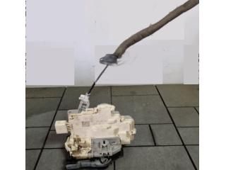 bontott AUDI A6 C7 Bal hátsó Ajtózár