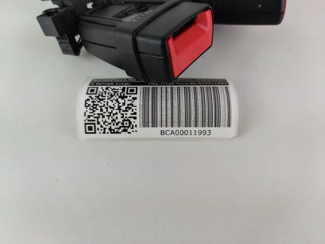 bontott AUDI A6 C7 Bal hátsó Biztonsági Öv Csat