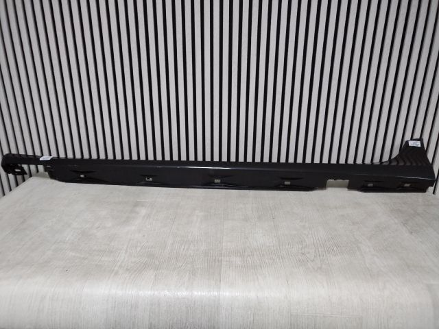 bontott AUDI A6 C7 Bal Küszöb