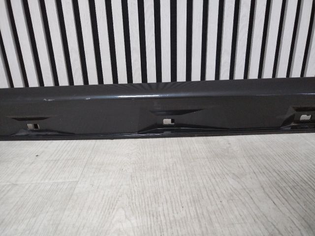 bontott AUDI A6 C7 Bal Küszöb