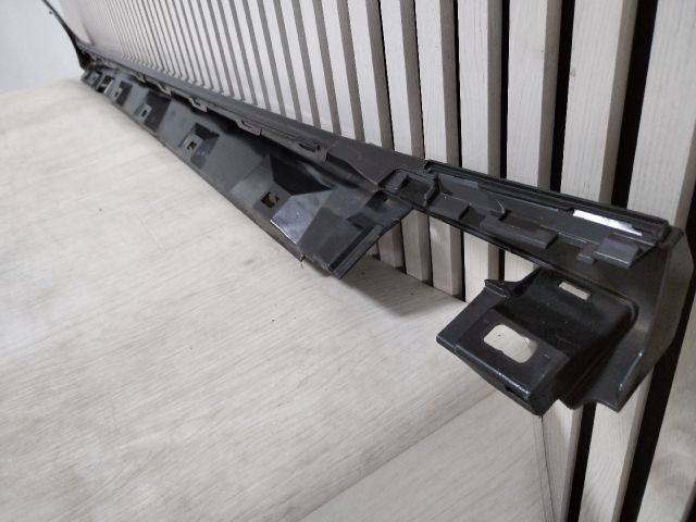 bontott AUDI A6 C7 Bal Küszöb