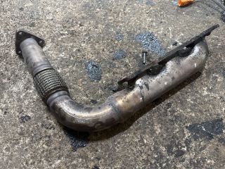 bontott AUDI A6 C7 Bal Leömlő (V-Motor/Boxer)