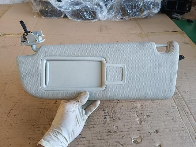 bontott AUDI A6 C7 Bal Napellenző