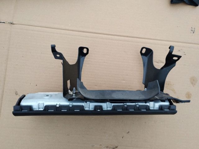 bontott AUDI A6 C7 Bal Térdlégzsák