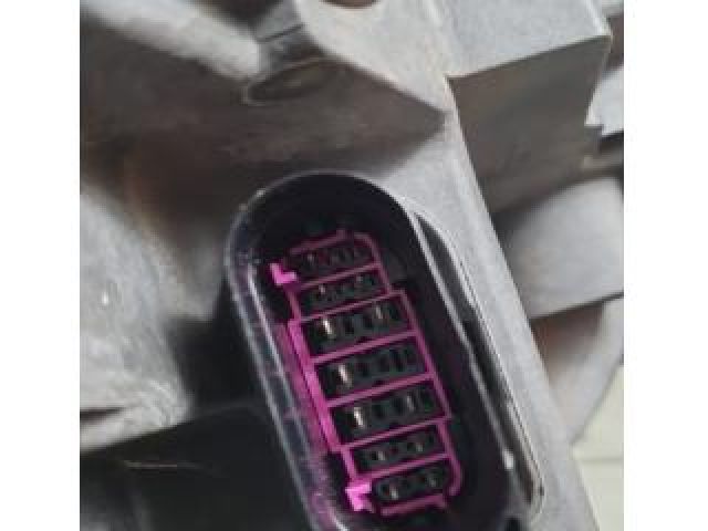 bontott AUDI A6 C7 Bal Xenon Fényszóró