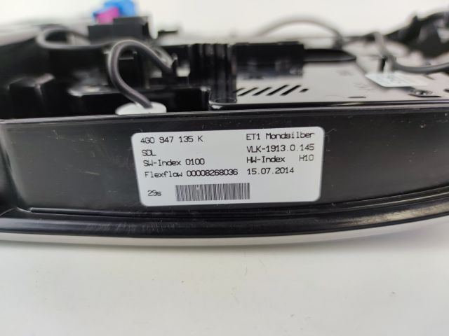 bontott AUDI A6 C7 Beltér Világítás Első