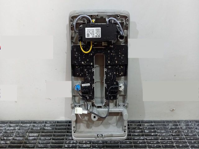 bontott AUDI A6 C7 Beltér Világítás Első