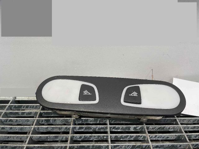 bontott AUDI A6 C7 Beltér Világítás Első