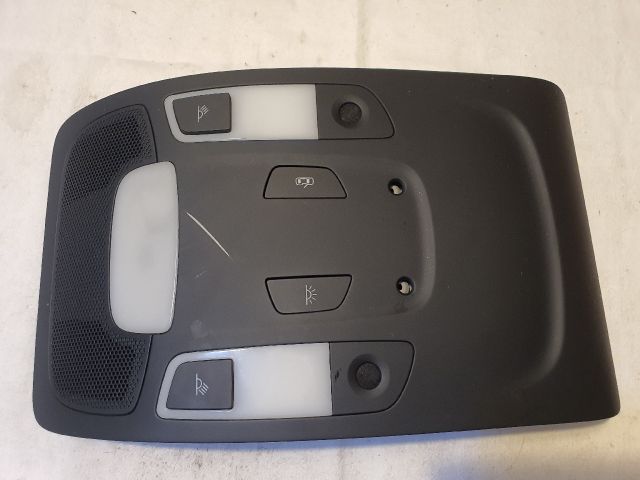 bontott AUDI A6 C7 Beltér Világítás Első