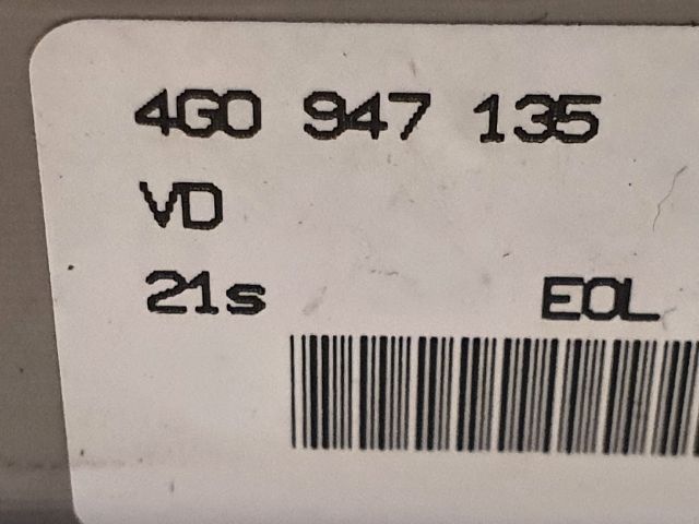 bontott AUDI A6 C7 Beltér Világítás Első