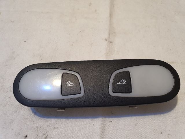 bontott AUDI A6 C7 Beltér Világítás Hátsó