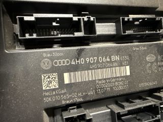 bontott AUDI A6 C7 Biztosítéktábla Utastér