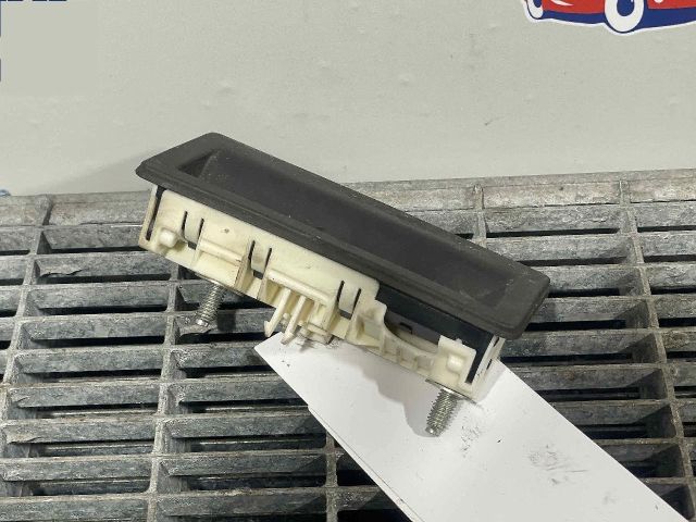 bontott AUDI A6 C7 Csomagtérajtó Kilincs