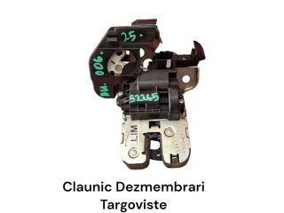 bontott AUDI A6 C7 Csomagtérajtó Zárszerkezet