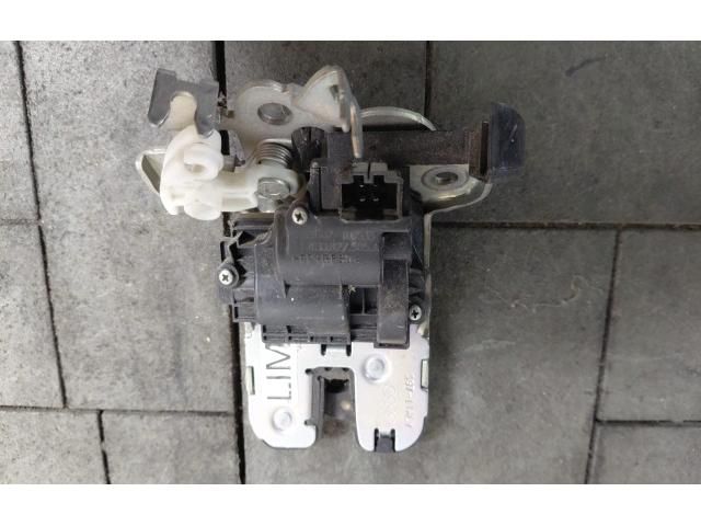 bontott AUDI A6 C7 Csomagtérajtó Zárszerkezet