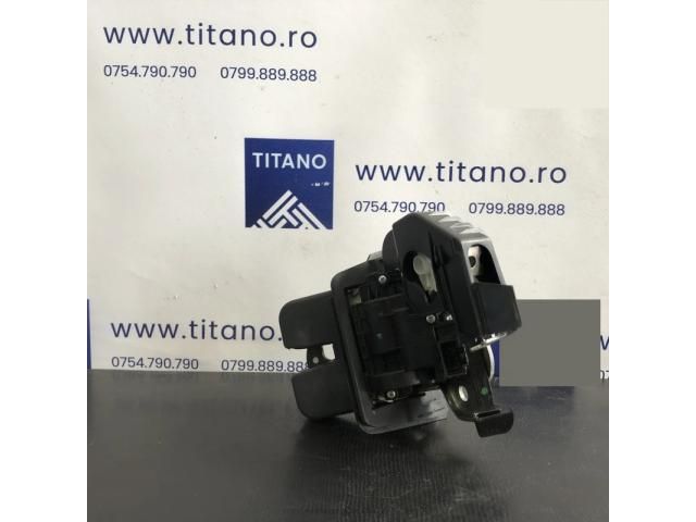 bontott AUDI A6 C7 Csomagtérajtó Zárszerkezet