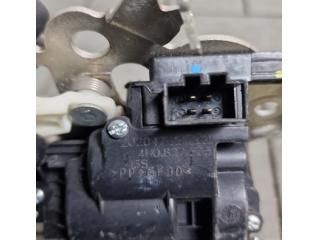 bontott AUDI A6 C7 Csomagtérajtó Zárszerkezet