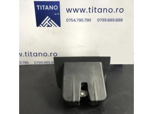 bontott AUDI A6 C7 Csomagtérajtó Zárszerkezet