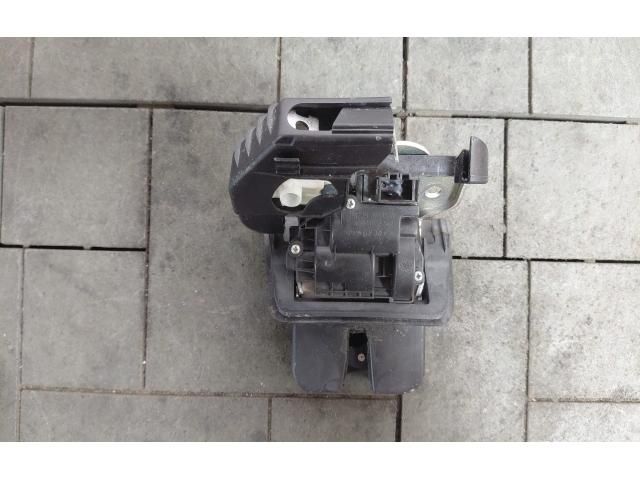 bontott AUDI A6 C7 Csomagtérajtó Zárszerkezet