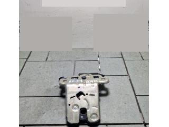 bontott AUDI A6 C7 Csomagtérajtó Zárszerkezet