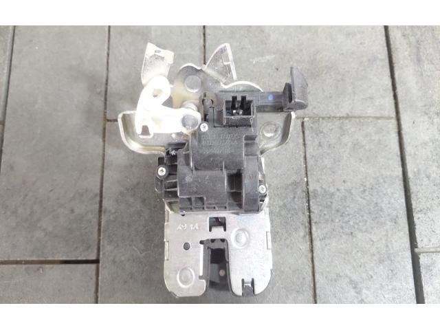 bontott AUDI A6 C7 Csomagtérajtó Zárszerkezet