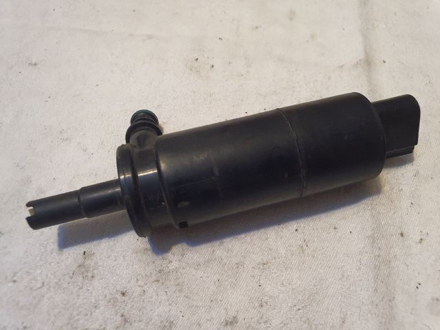 bontott AUDI A6 C7 Első Ablakmosó Szivattyú