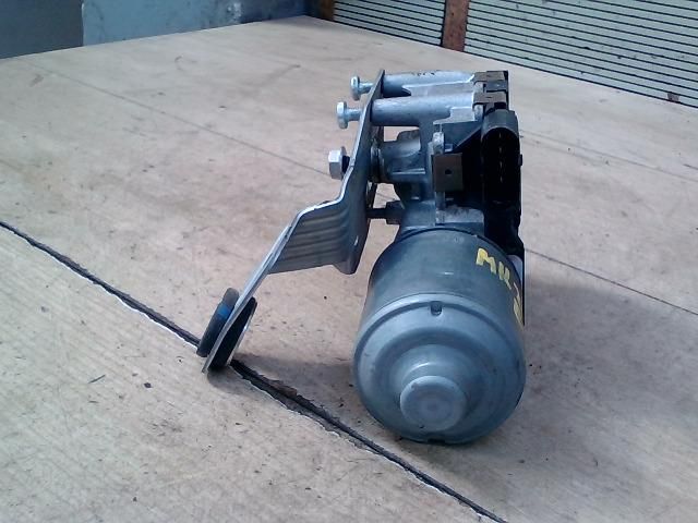 bontott AUDI A6 C7 Első Ablaktörlő Motor