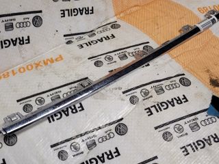 bontott AUDI A6 C7 Első Lökhárító Alsó Középső Díszrács