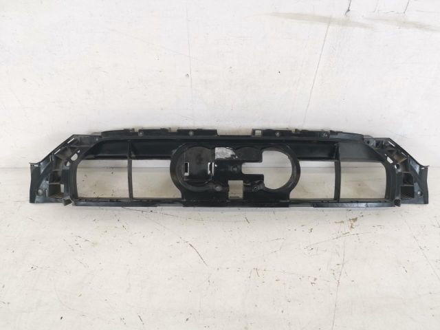 bontott AUDI A6 C7 Első Lökhárító Tartó Felső