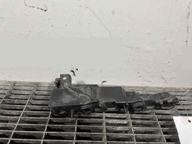 bontott AUDI A6 C7 Első Lökhárító Tartó Felső