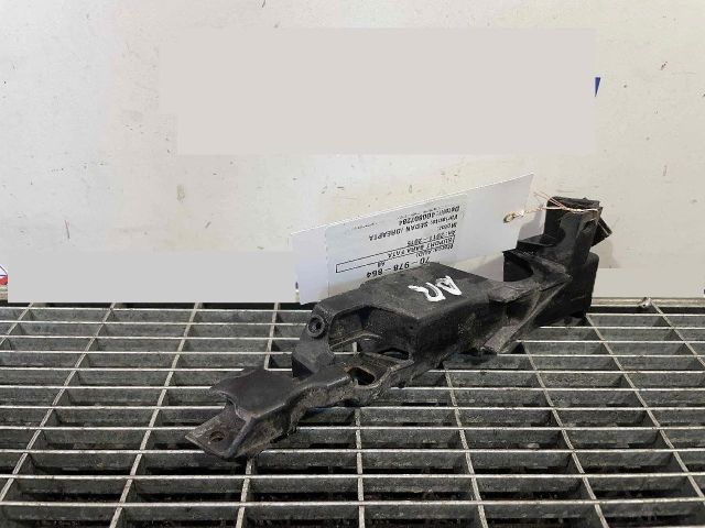 bontott AUDI A6 C7 Első Lökhárító Tartó Felső