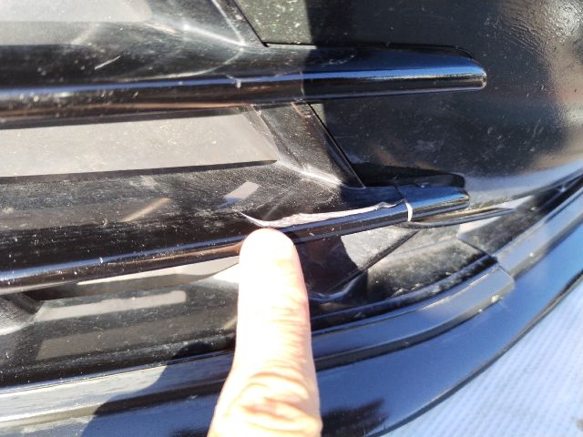 bontott AUDI A6 C7 Első Lökhárító (Üresen)