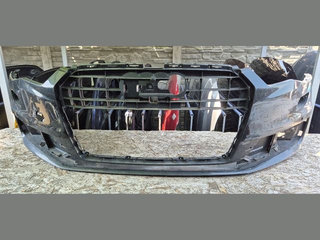 bontott AUDI A6 C7 Első Lökhárító (Üresen)