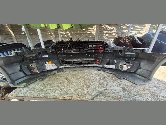 bontott AUDI A6 C7 Első Lökhárító (Üresen)