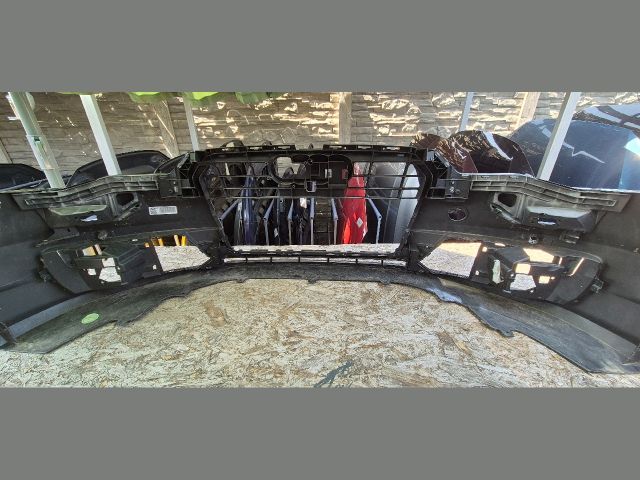 bontott AUDI A6 C7 Első Lökhárító (Üresen)