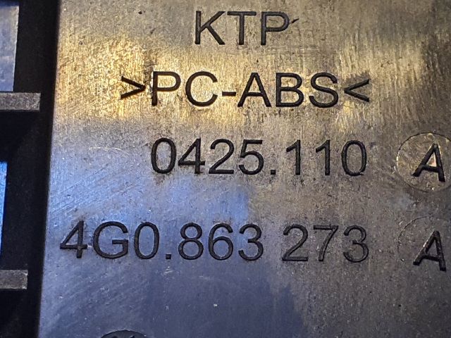 bontott AUDI A6 C7 Első Tároló Rekesz