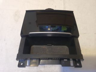 bontott AUDI A6 C7 Első Tároló Rekesz