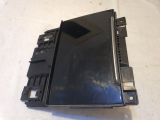 bontott AUDI A6 C7 Első Tároló Rekesz