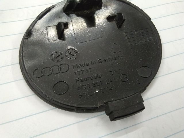 bontott AUDI A6 C7 Első Vonószem Burkolat