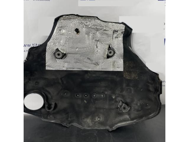 bontott AUDI A6 C7 Felső Hűtőburkolat