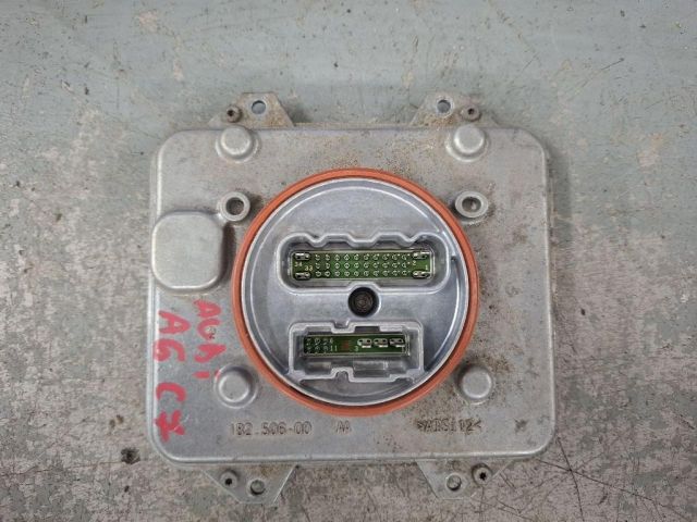 bontott AUDI A6 C7 Fényszóró Elektronika