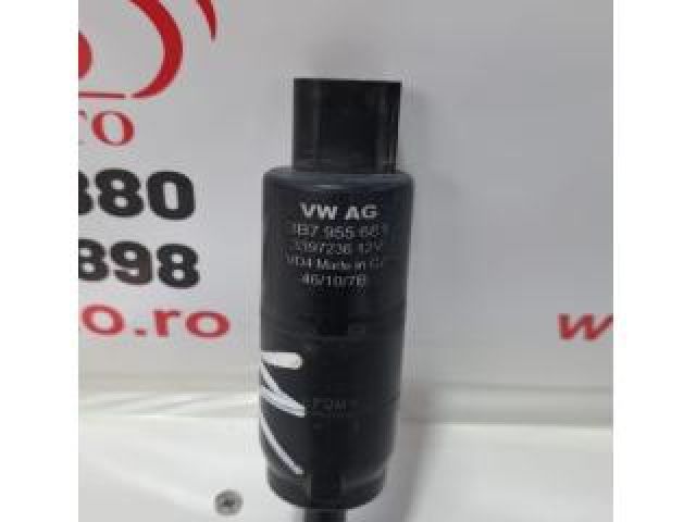 bontott AUDI A6 C7 Fényszórómosó Szivattyú