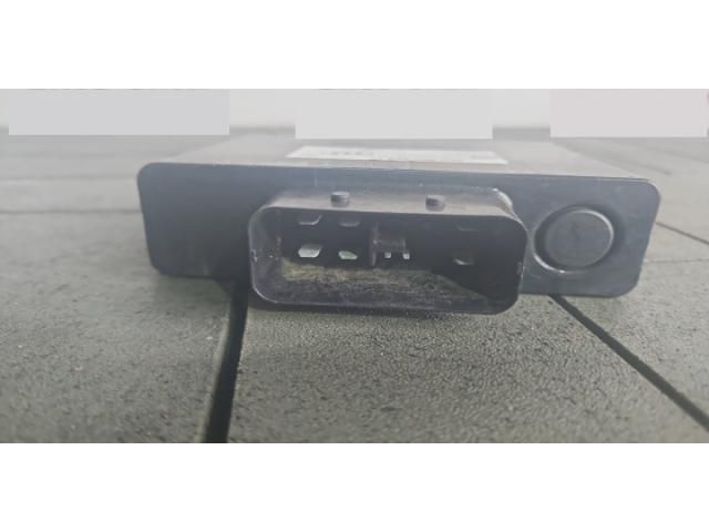 bontott AUDI A6 C7 Feszültségszabályzó